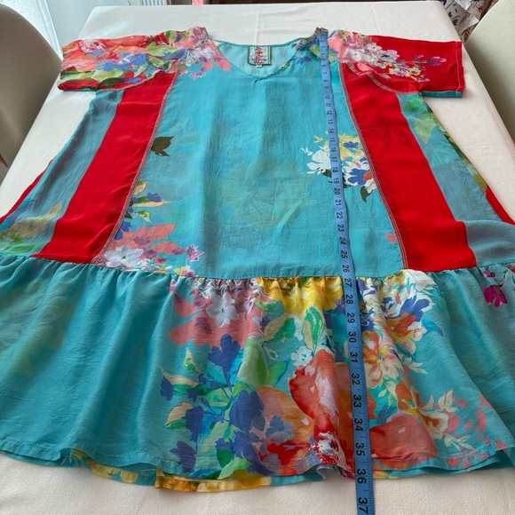 Johnny Was Red & Turquoise Floral Rayon Print Loose Shift Dress! Short Sleeve. M - Picture 11 of 12